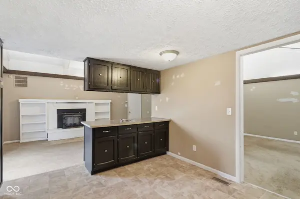 6130 Munsee LN, Indianapolis, IN 46228