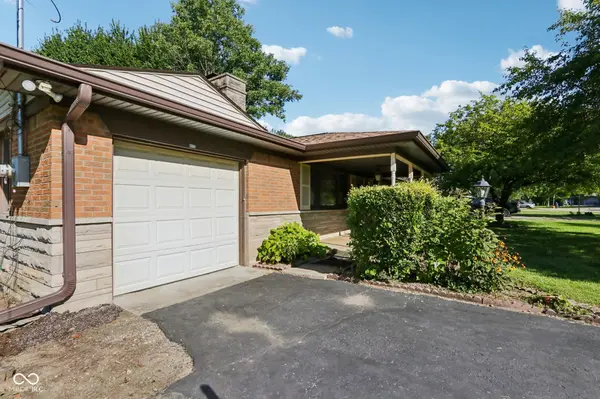 8172 N Poplar DR, Mooresville, IN 46158