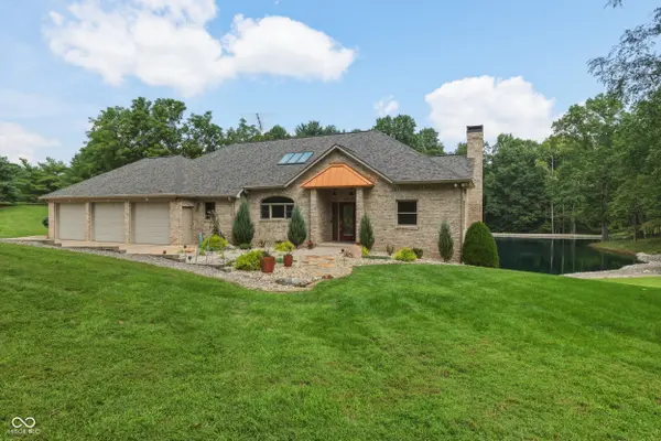 8565 S 500 W, Trafalgar, IN 46181