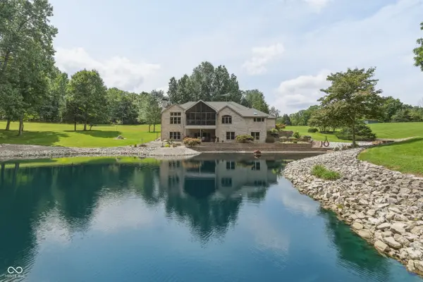 8565 S 500 W, Trafalgar, IN 46181