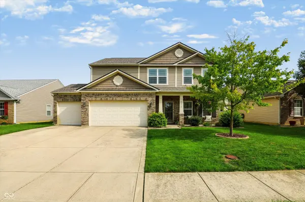 10450 Deercrest LN, Indianapolis, IN 46239
