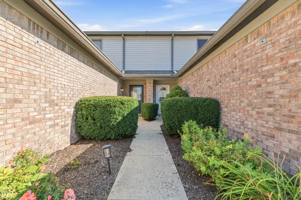 7132 Sea Pine DR, Indianapolis, IN 46250