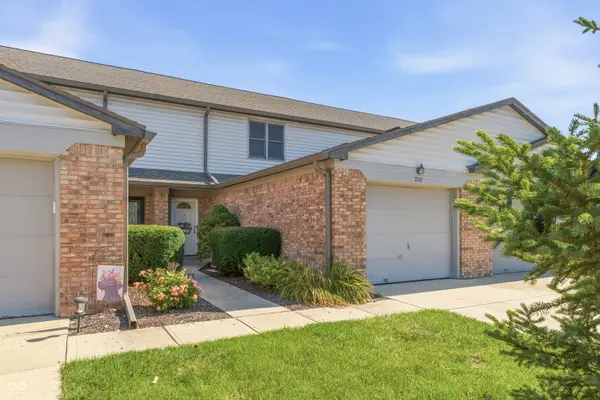7132 Sea Pine DR, Indianapolis, IN 46250