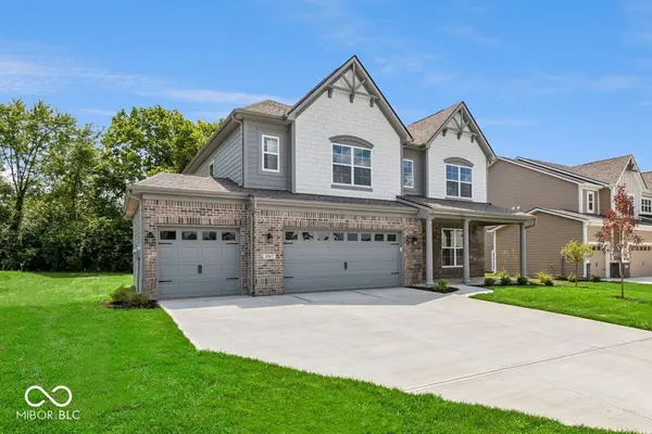 4058 Hahn LN, Greenwood, IN 46143
