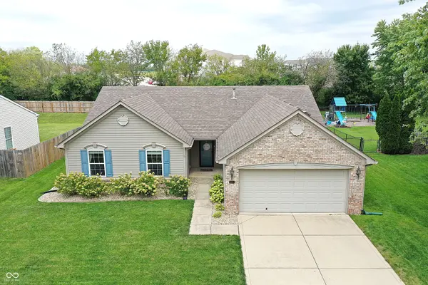 8604 Blair Castle CT, Indianapolis, IN 46259