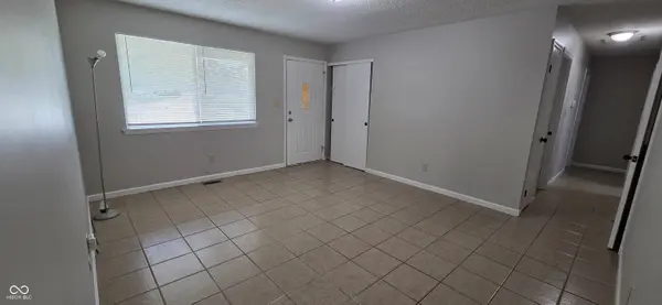 9445 Burrwood CIR, Indianapolis, IN 46235