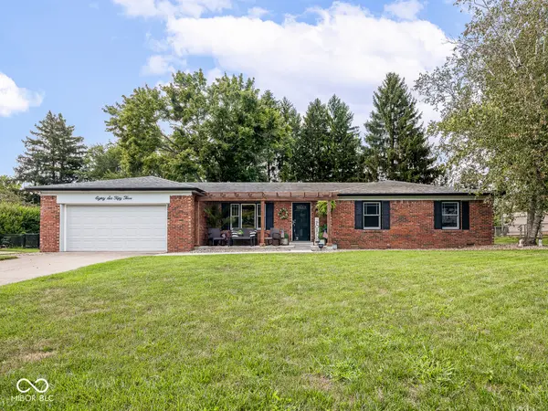 8653 Warrington DR, Indianapolis, IN 46234