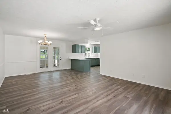 147 W Birch LN, Alexandria, IN 46001