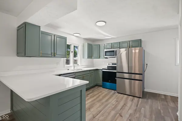147 W Birch LN, Alexandria, IN 46001
