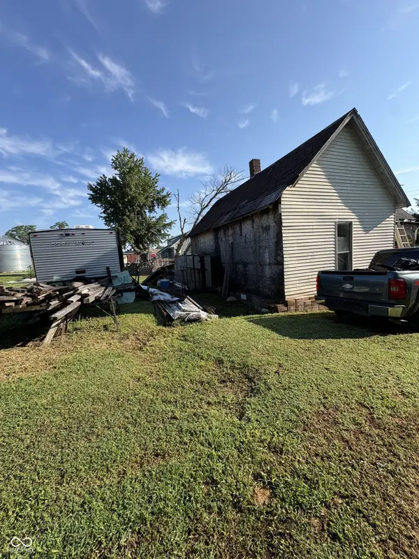 114 S Main, Fillmore, IN 46128