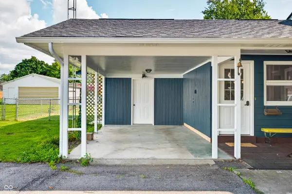 3045 31st ST, Columbus, IN 47203