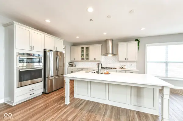 10627 Oak Bend BLVD, Indianapolis, IN 46239