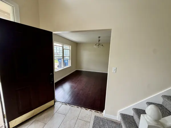 12072 Raiders BLVD, Fishers, IN 46037