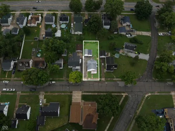 355 W 37th ST, Anderson, IN 46013