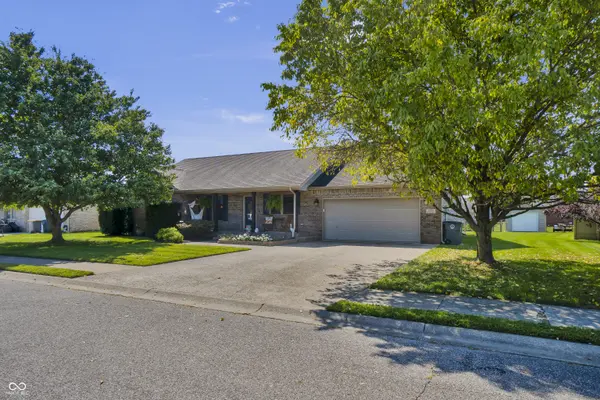 1906 Beverly BLVD, Seymour, IN 47274