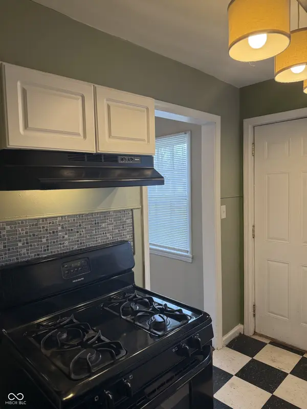 4614 E 16th ST, Indianapolis, IN 46201