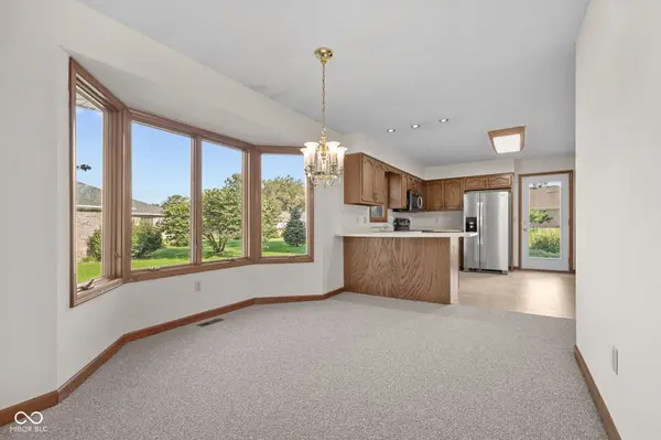 647 Jackson ST, Brownsburg, IN 46112