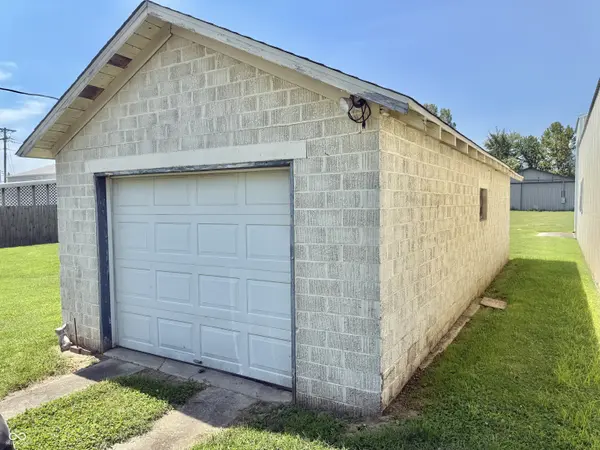 3032 S State Road 235, Medora, IN 47260