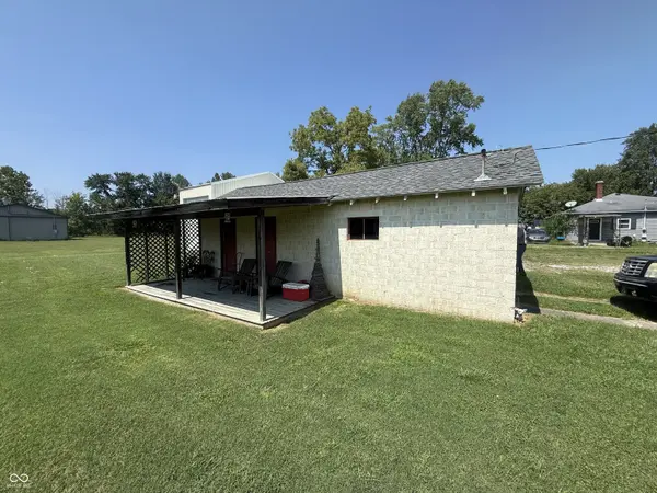 3032 S State Road 235, Medora, IN 47260