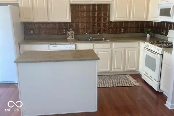 13364 W Golden Gate Dr W, Carmel, IN 46074