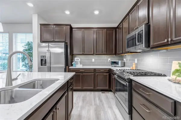 8049 S Jackson Gap ST, Aurora, CO 80016