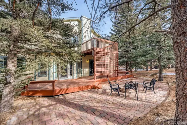 225 Sugarbush DR, Monument, CO 80132