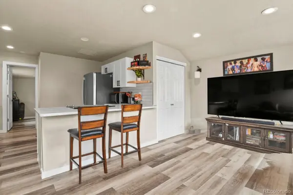 439 S Knox CT, Denver, CO 80219