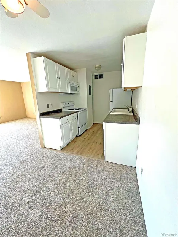 10211 Ura LN #2-208, Thornton, CO 80260