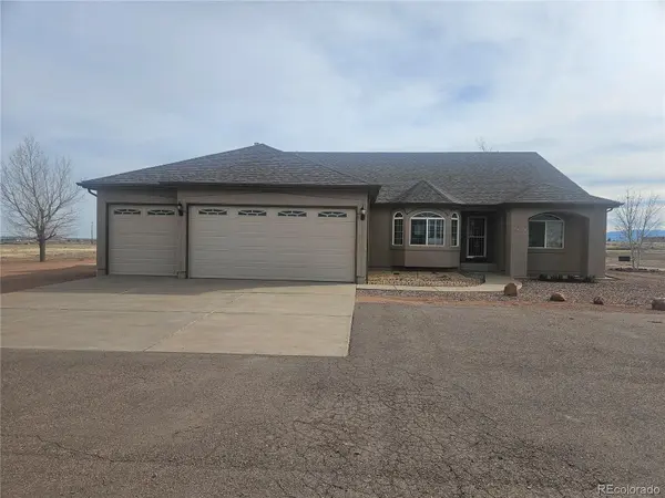 1408 E Kiva DR, Pueblo, CO 81007