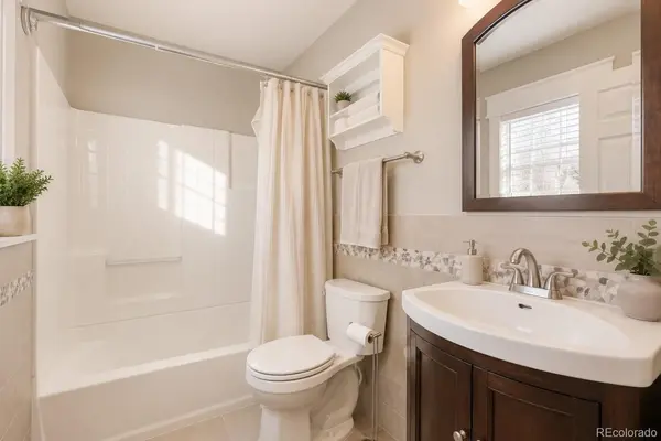 3637 Dexter CT, Denver, CO 80207