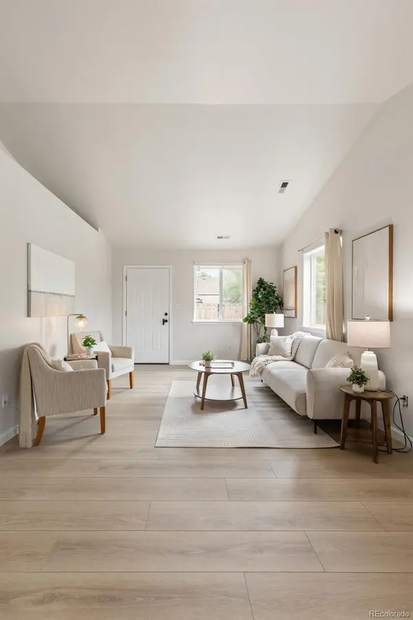 879 S Newton ST, Denver, CO 80219