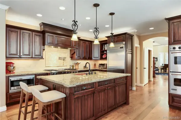10 S Madison ST, Denver, CO 80209