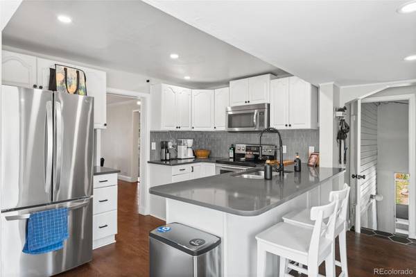 1111 E Dartmouth AVE, Englewood, CO 80113