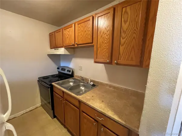 1590 Clinton ST #4, Aurora, CO 80010
