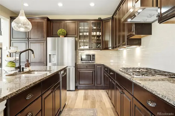 9274 Viaggio WAY, Highlands Ranch, CO 80126