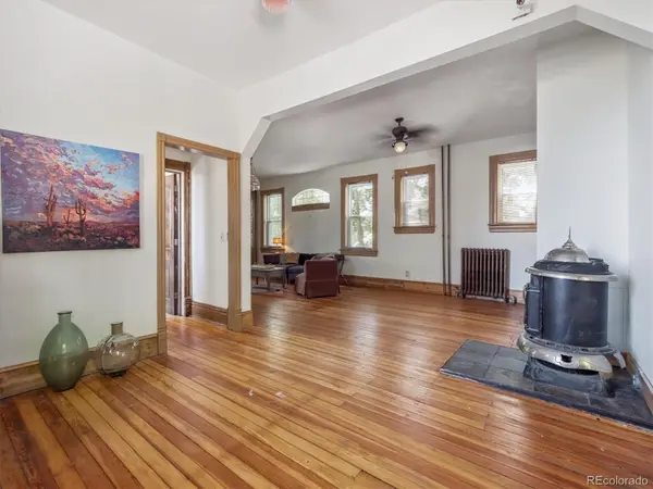 3 S Newton ST, Denver, CO 80219