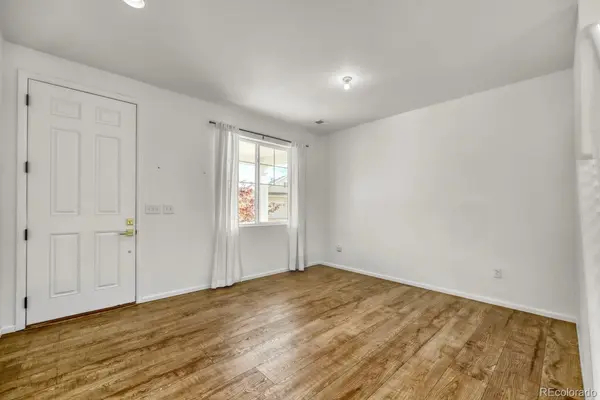 919 N Undergrove WAY, Aurora, CO 80018