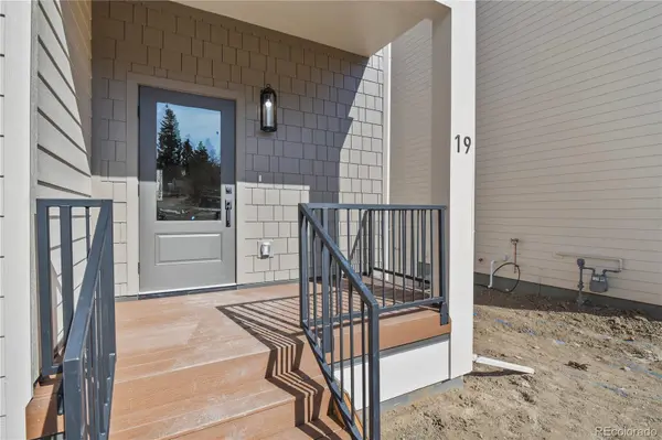 7 Noyer CT, Colorado Springs, CO 80906