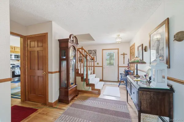 2219 Meadow Green CIR, Franktown, CO 80116