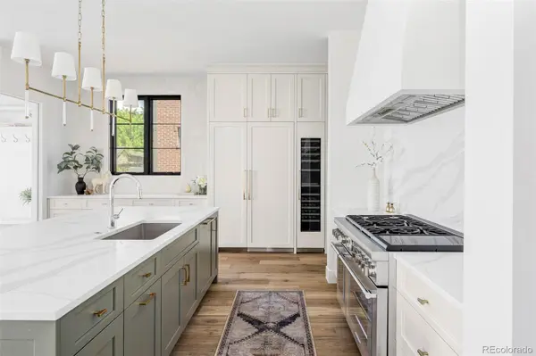 1059 S York ST, Denver, CO 80209