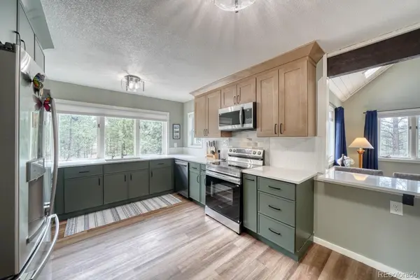453 Black Fawn LN, Westcliffe, CO 81252