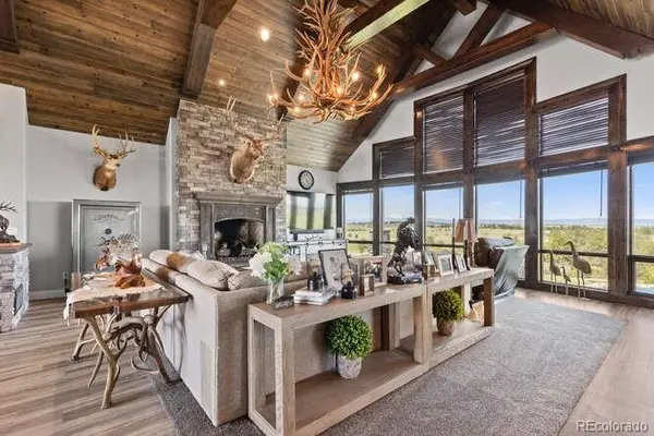 15295 E Cherry Creek RD, Larkspur, CO 80118