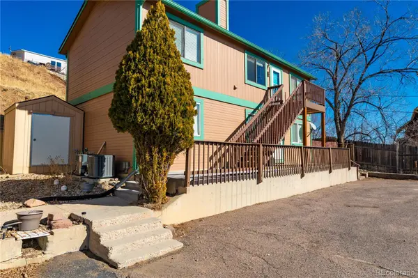 2516 Glen View AVE, Colorado Springs, CO 80904