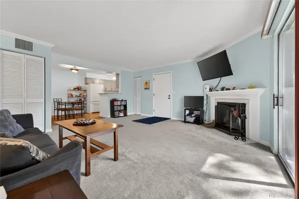 3320 S Ammons ST #101, Lakewood, CO 80227