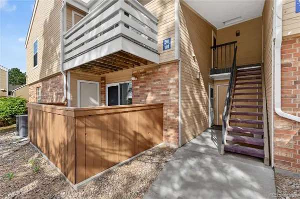 3320 S Ammons ST #101, Lakewood, CO 80227