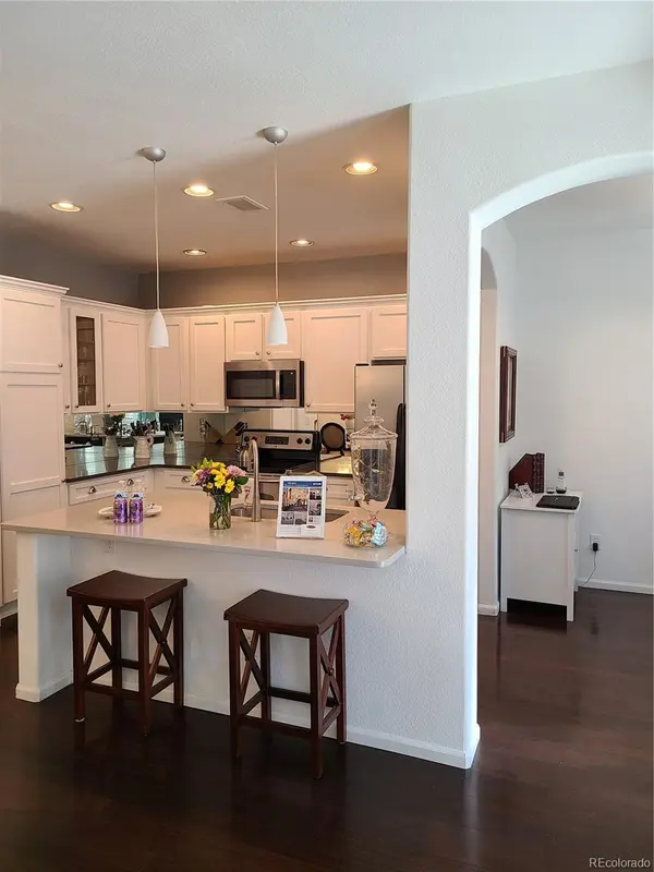 9492 Cedarhurst LN #B, Highlands Ranch, CO 80129