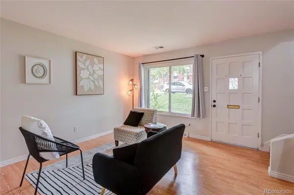 582 S Xenon CT, Lakewood, CO 80228