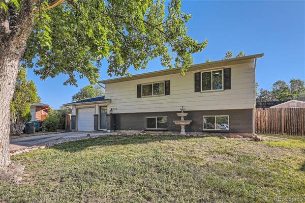 1702 S Naples ST, Aurora, CO 80017