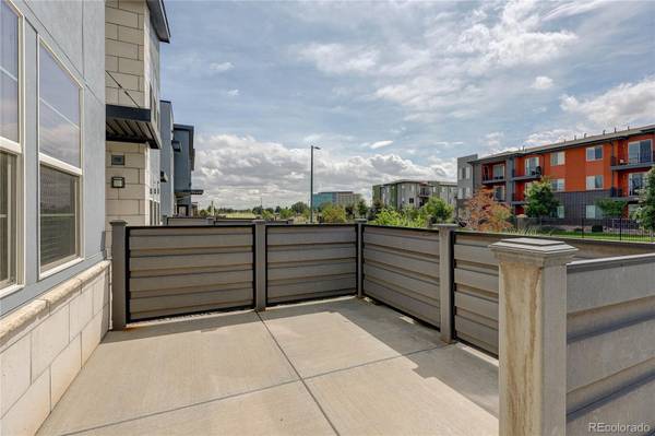 16121 Bolling DR, Denver, CO 80239