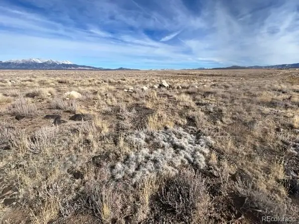 14 15th ST, Blanca, CO 81123